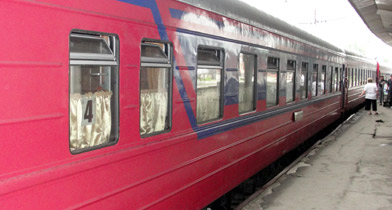 train tbilisi yerevan armenia georgia azerbaijan baku caucasus sleeper seat61