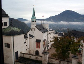 Mozart's birthplace, Salzburg" width="320" height="245" style="margin-bottom: 0; margin-left:0