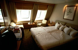 Scotland to Belgium by ferry: A deluxe cabin on Superfast Ferries from Rosyth (near Edinburgh) to Zeebrugge