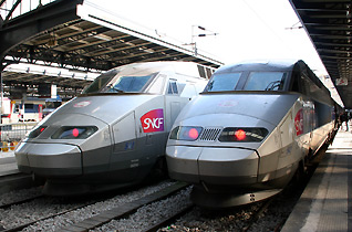 France's premier high-speed train:  The 186 mph TGV ...