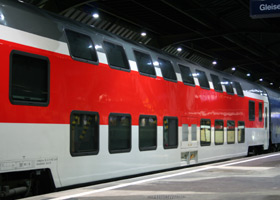 CityNightLine hotel train from Cologne to Vienna:  double-deck sleeping-car