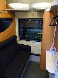 1 2 or 3-bed sleeper, in evening mode, on the Paris-Venice Thello overnight train...