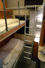 2-bed sleeper, night mode, on the Paris-Venice 'Thello' overnight train...
