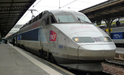 London to Italy by train:  The afternoon TGV to Milan waits to leave Paris