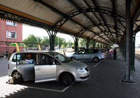 Dropping off passengers and overnight bags...