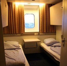 A standard cabin on DFDS Seaways Newcastle-Amsterdam ferry." width="260" height="257