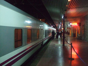 The train hotel 'Sud Express' for Lisbon, boarding at Irun