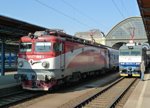 The 'Transylvania' train to Brasov about to leave Budapest