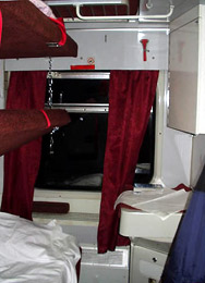 3-bed sleeper compartment on the Berlin to St Petersburg train