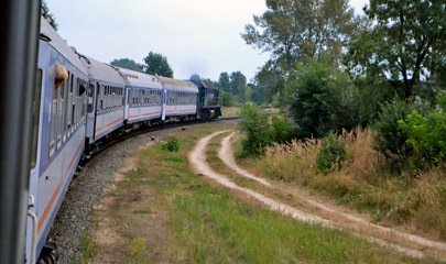 The Polonez to Moscow crossing the Belarus border