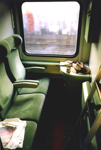 Cologne to Moscow sleeping-car compartment:  Daytime mode