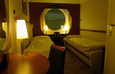 The ferry to Spain:  2-berth cabin on Brittany Ferries Pont Aven