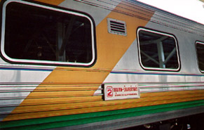 Modern 2nd class sleeper, as used on Bangkok-Chiang Mai train 1/2