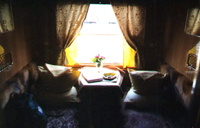 Russian trains:  2-berth 'spalny vagon'