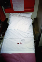 Standard bedroom (night)