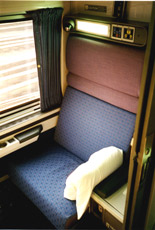 Viewliner roomette (daytime mode).