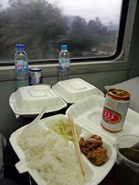 Meal served on train SE3