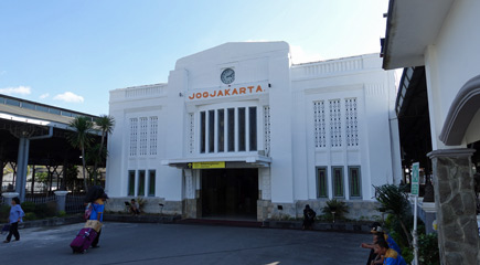 Yogyakarta station, north entrance
