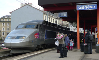 A Lyria TGV about to leave Geneva for Paris