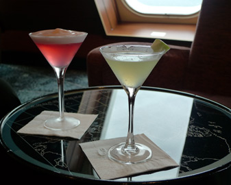 A Cosmopolitan and Martini in the Queen Mary 2's Commodore Club