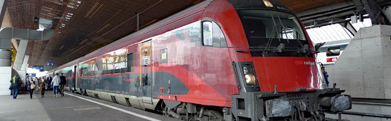 A railjet train about to leave Zurich Hbf for Innsbruck, Salzburg & Vienna" width="774" height="240