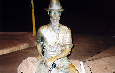 Statue of Paddy Hannan in Kalgoorlie