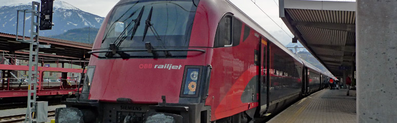 A railjet train about to leave Innsbruck