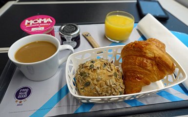 Standard Premier breakfast