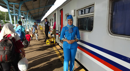 Train S7 on Sumatra