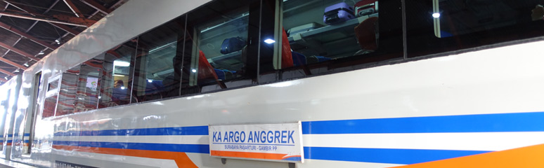 Train 1, Argo Bromo Aggrek at Surabaya Pasar Turi
