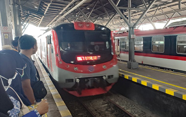 Kommuter train to Solo, at Yogyakarta
