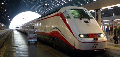 Frecciabianca train at Milan Centrale