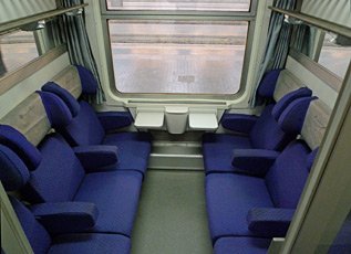 train intercity trains milan italian italy compartment luggage genoa countries seater seat61