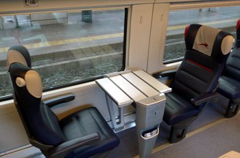 Italo train, Prima ambience - Just one table for 2 & one table for 4  in each Prima car