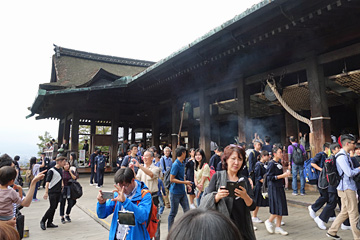 Kiyumizu-dera Temple, Kyoto