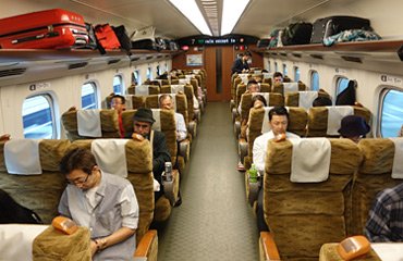 Green Car seats on N700 JR Kyushu shinkansen