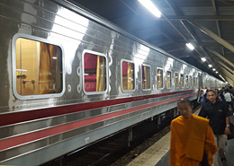 Sleeper train from Bangkok to Nong Khai for Vientiane