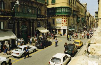 Malta: Valetta street scene