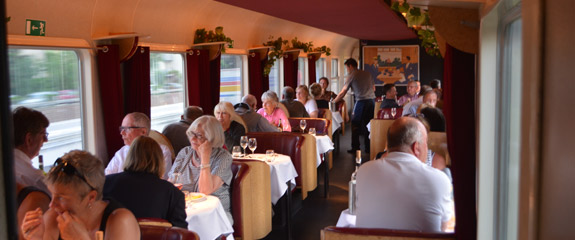 Restaurant car on the Autoslaaptrein Italia