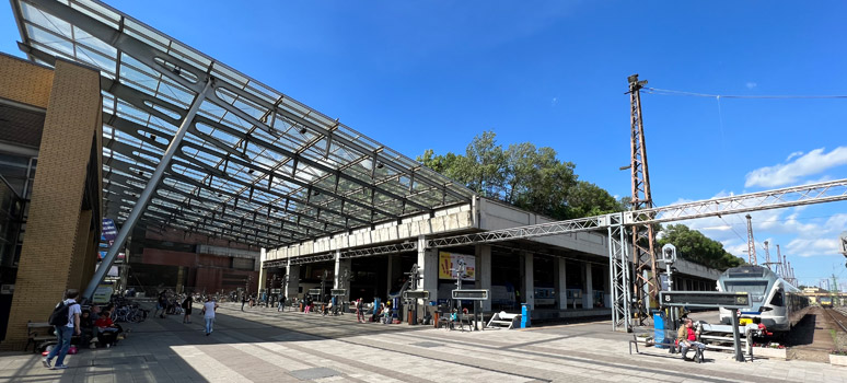 Budapest Nyugati station, platforms 1-9