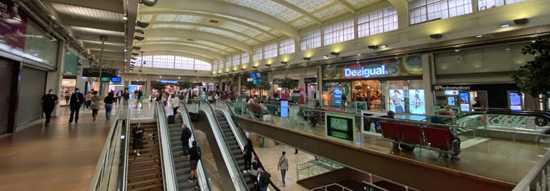 Paris Gare de l'Est central hall