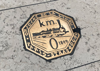 Km 0 floor plaque at Paris Gare de l'Est