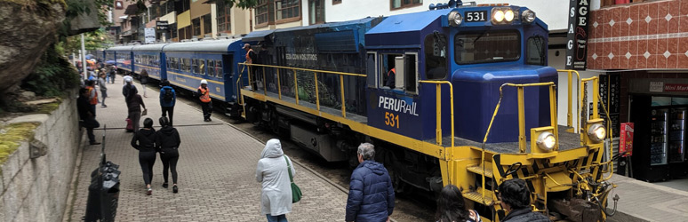 PeruRail Expedition train