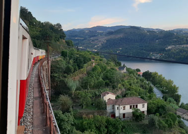 Yet more Douro Valley scenery