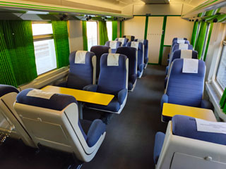 1st class on a Lisbon to Faro Intercity train