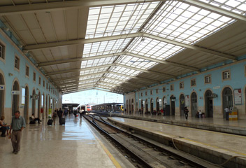 Inside Lisbon Santa Apolonia station