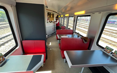 Restaurant car on a Vienna-Budapest railjet train