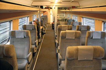 SJ2000 first class seats