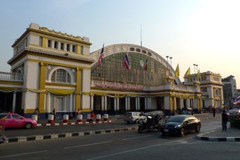 Bangkok's Hualamphong railway station, in the morning sun