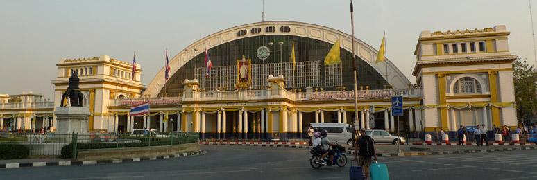 Bangkok's Hualamphong railway station, in the morning sun